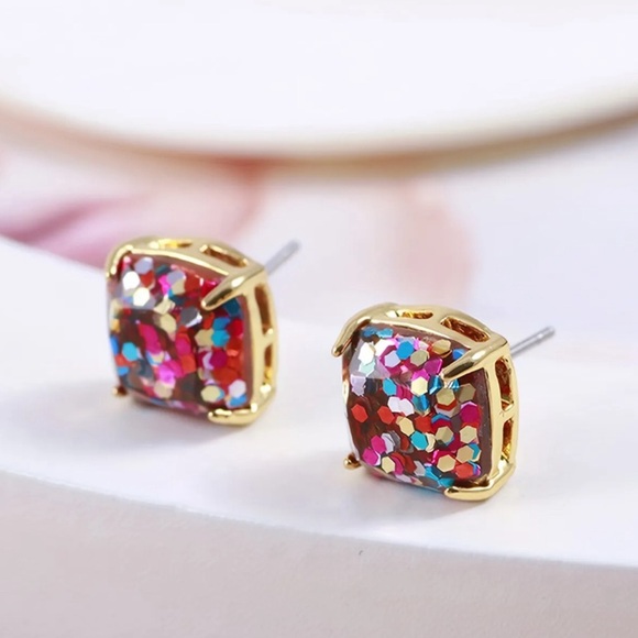 Confetti Stud Earrings - Picture 5 of 5